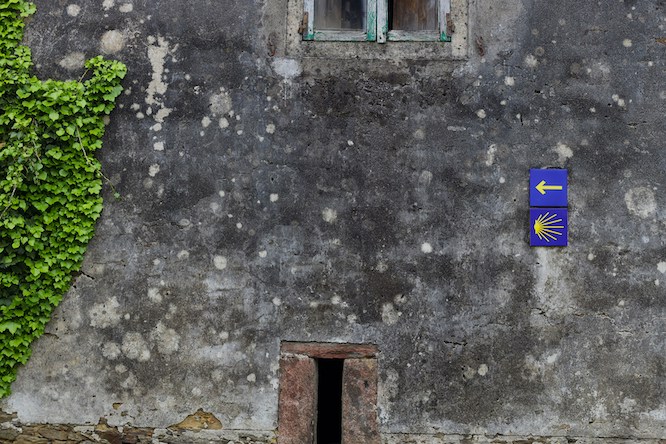 On the Way to the Tavern: el Camino de Santiago